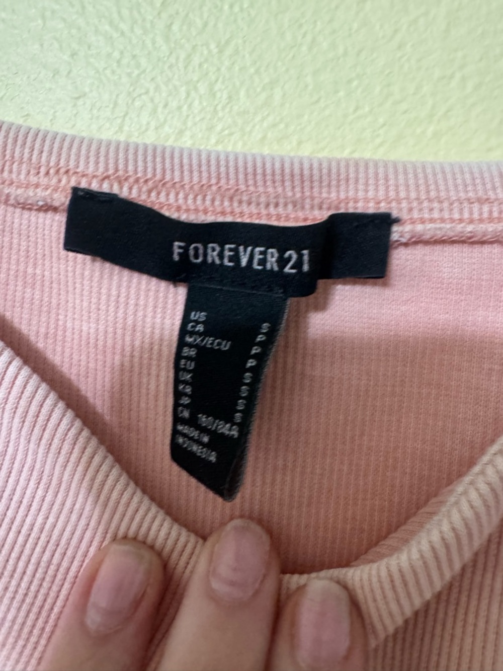 Light Pink Ribbed Tank Top - Picture 3 of 3